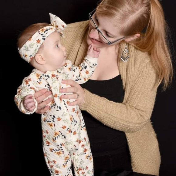 Meet your Posher, Alexis - Picture 4 of 5